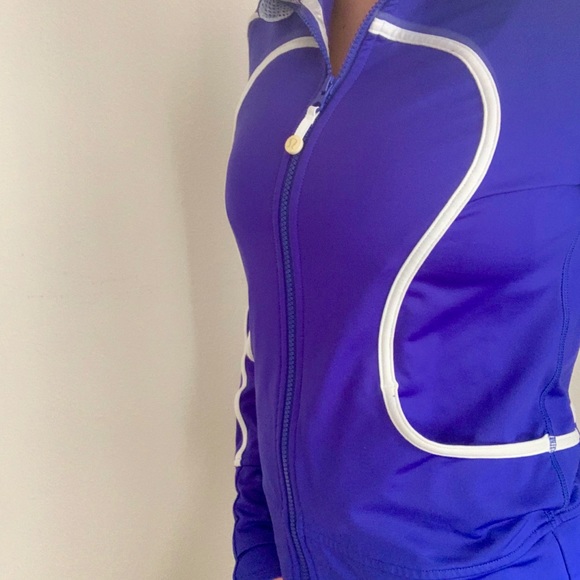 Lululemon Athletic Purple Jacket retail Price 129. - Picture 4 of 8